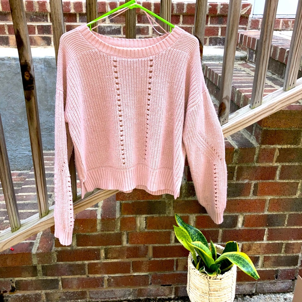 *SOLD*FREE WITH PURCHASE* Aeropostale pink sweater